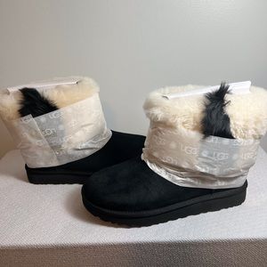 Authentic UGGS Mini Wisp